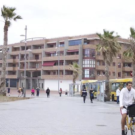 Apartment Junto A La Playa Y El Auditorio